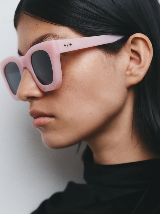 STRATA Roadcase Sunglasses in CAMEO PINK/SMOKE main image 5